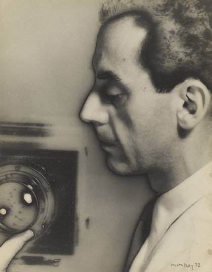 Man Ray: Self-Portrait with Camera, 1932