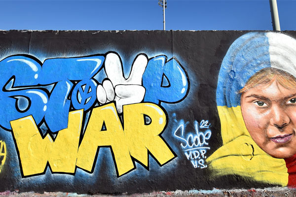 AntiWar Graffiti - Mauerpark Berlin - thumbnail